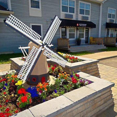 Amsterdam Inn & Suites Moncton Exterior photo